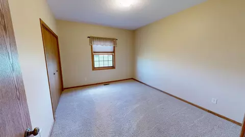 Bedroom - 2858 9th Ave SE, Willmar, MN 56201 photo 3 of 6