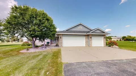 Exterior - 2858 9th Ave SE, Willmar, MN 56201 photo 4 of 16