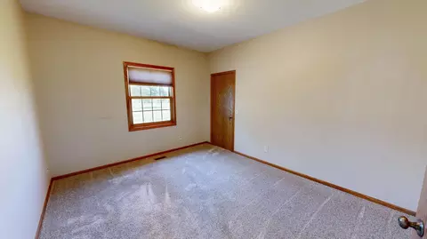 Bedroom - 2858 9th Ave SE, Willmar, MN 56201 photo 5 of 6