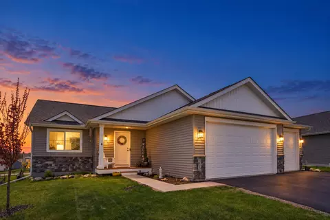 1052 Butternut Ln, Watertown, MN 55388