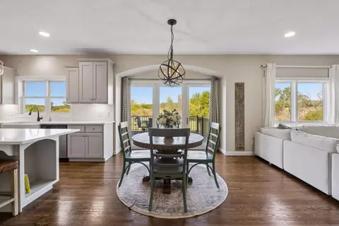 Dining - 25735 Highview Ave, Farmington, MN 55024 photo 4 of 4