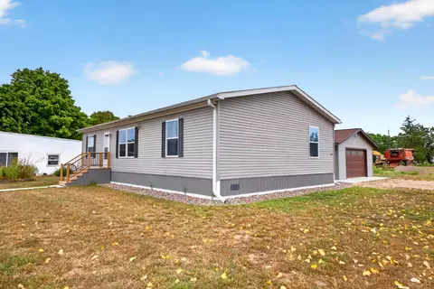 400 E Baldwin Ave, Kellogg, MN 55945 photo 4