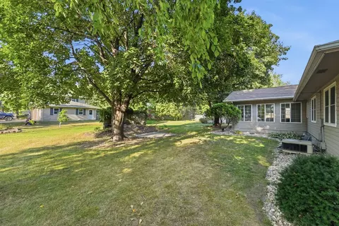 Exterior - 243 E Dahlstrom Ave, Appleton, MN 56208 photo 4 of 9