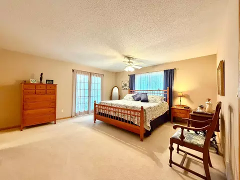 Bedroom - 2520 Sunny Meadow Ln, Red Wing, MN 55066 photo 3 of 4