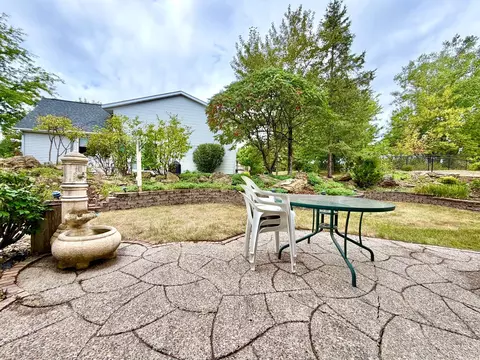 Exterior - 2520 Sunny Meadow Ln, Red Wing, MN 55066 photo 14 of 15
