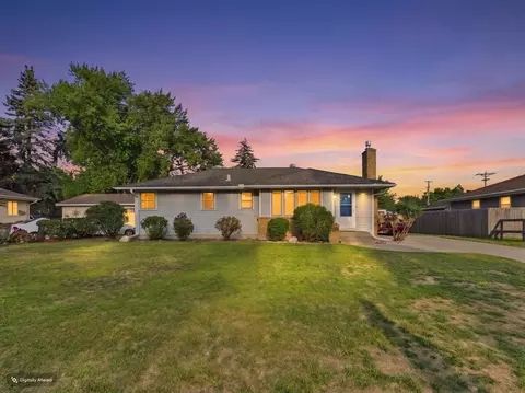 6306 Lee Ave N, Brooklyn Center, MN 55429