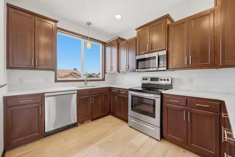 Kitchen - 1121 Yellowstone Ave, Saint Cloud, MN 56303 photo 2 of 3
