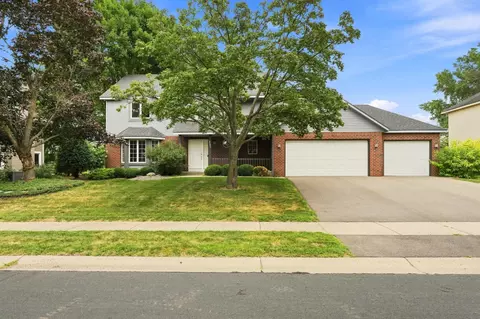 9083 Gould Rd, Eden Prairie, MN 55347