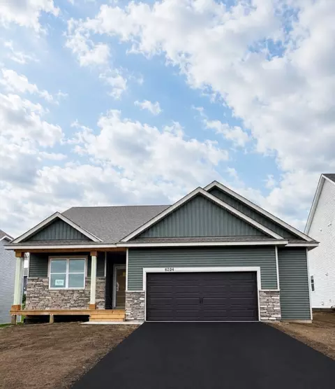 6204 Jennifer Ave S, Cottage Grove, MN 55016