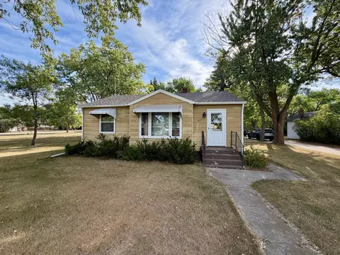 214 2nd St, Hawley, MN 56549