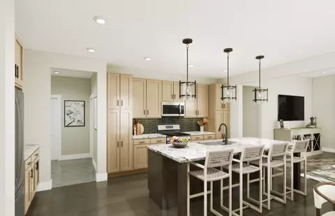1723 Jonni Way, Chanhassen, MN 55317