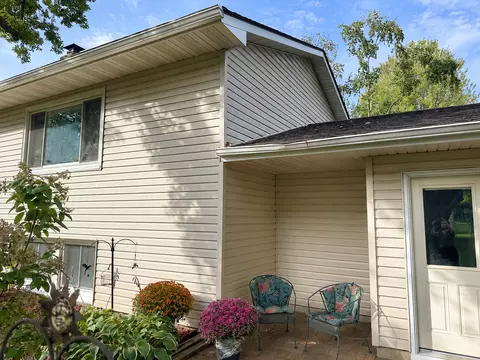 Exterior - 1798 E Bluestone Dr, Eagan, MN 55122 photo 8 of 10