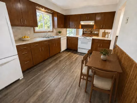 Kitchen - 1798 E Bluestone Dr, Eagan, MN 55122 photo 1 of 6