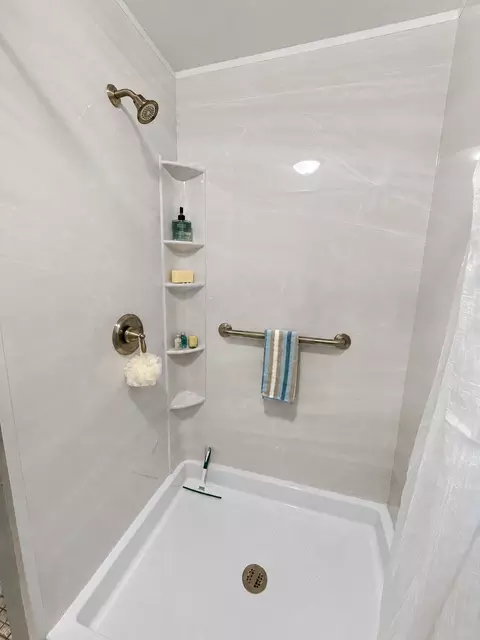 Bath - 1798 E Bluestone Dr, Eagan, MN 55122 photo 5 of 5