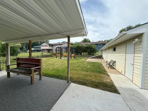 Exterior - 716 Conliffe Ave SW, Faribault, MN 55021 photo 12 of 13