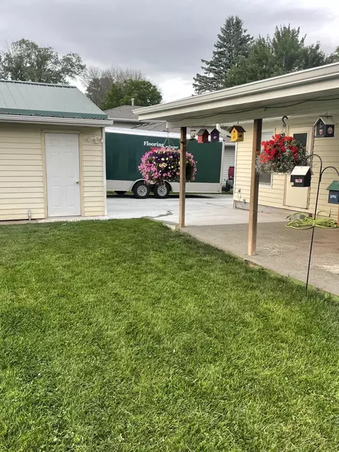 Exterior - 716 Conliffe Ave SW, Faribault, MN 55021 photo 7 of 13