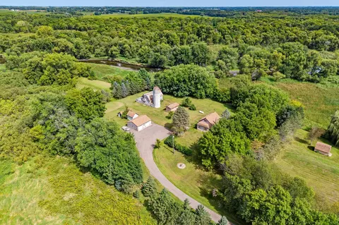 4250 35th St SW, Waverly, MN 55390