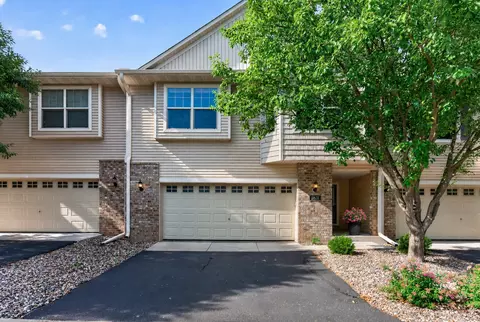 11631 Prospect Curv, Woodbury, MN 55129