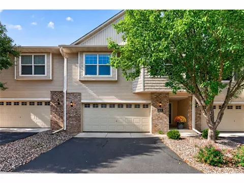 11631 Prospect Curv, Woodbury, MN 55129