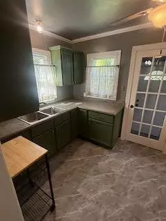 Kitchen - 616 Ann St, Willmar, MN 56201 photo 2 of 3