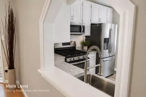 Kitchen - 8214 109th Pl N, Champlin, MN 55316 photo 4 of 4
