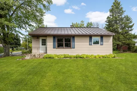 4320 Pleasant St SE, Prior Lake, MN 55372