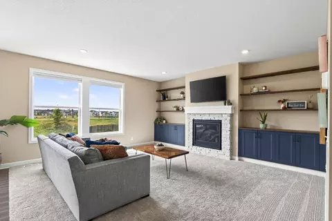 509 Waterford Pl, Waconia, MN 55387
