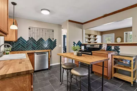 Kitchen - 5001 Rosedale Rd, Mound, MN 55364 photo 2 of 2
