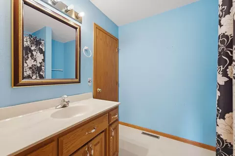 Bath - 315 Barracuda Ave NE, Avon, MN 56310 photo 1 of 2