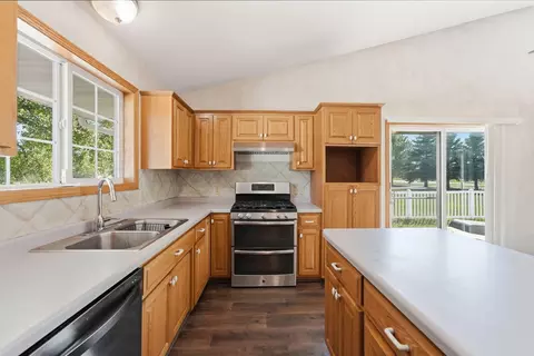 Kitchen - 315 Barracuda Ave NE, Avon, MN 56310 photo 2 of 5