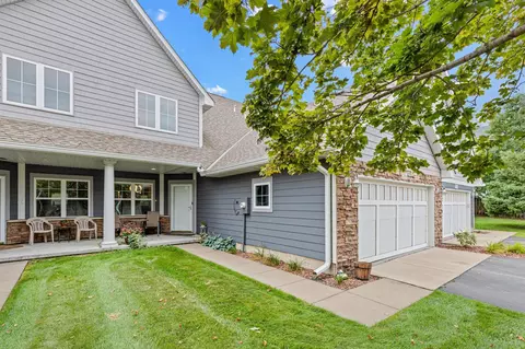 206 Alberta Ln, Little Canada, MN 55117