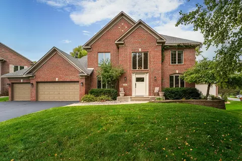 8348 Foxberry Dr, Savage, MN 55378