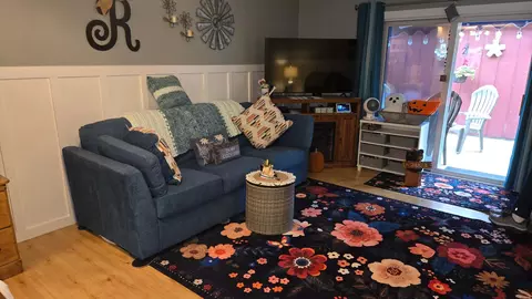 Living - 1513 5th Ave NW, Austin, MN 55912 photo 1 of 1