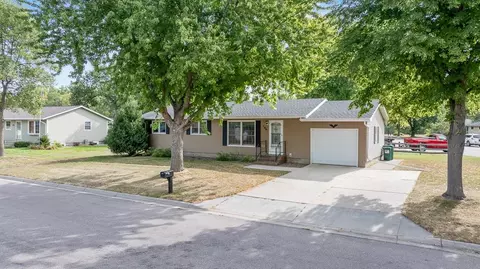 Exterior - 106 Ranch Ave, Marshall, MN 56258 photo 1 of 3