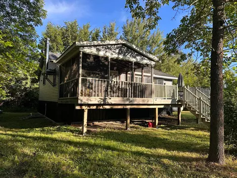 Exterior - 40099 Us-71, Bertha, MN 56437 photo 9 of 13