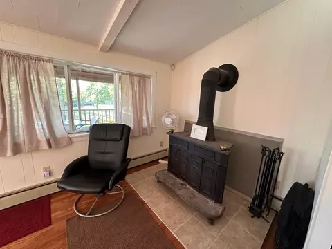 Living - 40099 Us-71, Bertha, MN 56437 photo 2 of 6