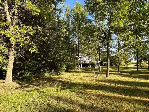 Exterior - 40099 Us-71, Bertha, MN 56437 photo 6 of 13