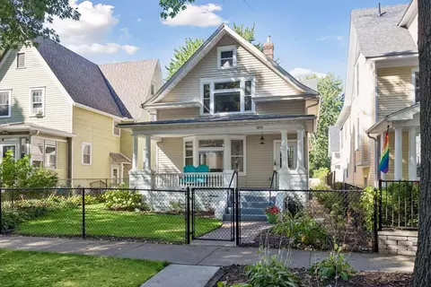 899 Ashland Ave, Saint Paul, MN 55104