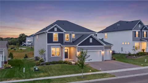 6240 Goodview Ave S, Cottage Grove, MN 55016