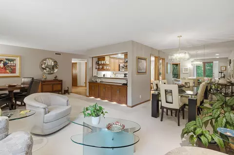 6051 Laurel Ave #214, Golden Valley, MN 55416