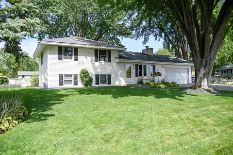 8486 88th St S, Cottage Grove, MN 55016