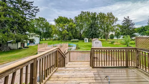 Exterior - 263 S Pine St, Dexter, MN 55926 photo 14 of 16