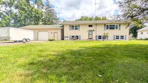Exterior - 263 S Pine St, Dexter, MN 55926 photo 1 of 16