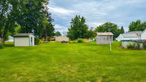 Exterior - 263 S Pine St, Dexter, MN 55926 photo 12 of 16