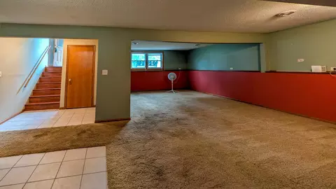 Living - 263 S Pine St, Dexter, MN 55926 photo 2 of 3