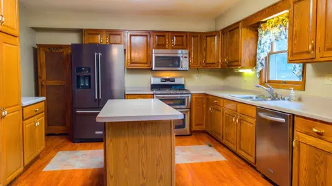Kitchen - 263 S Pine St, Dexter, MN 55926 photo 1 of 2