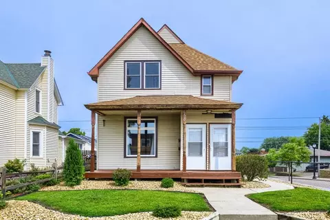 153 4th Ave S, South Saint Paul, MN 55075