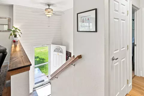Entry Way - 543 Crescent Dr, Thompson, ND 58278 photo 2 of 5