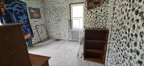 Bedroom - 1001 8th St SE, Austin, MN 55912 photo 1 of 5