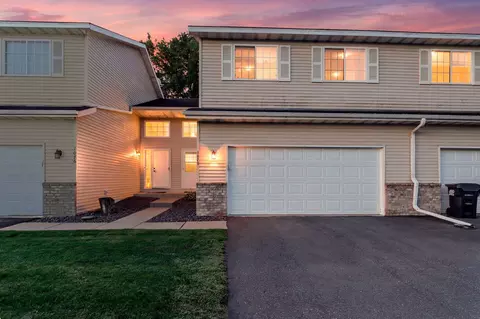 1070 Pine St, Farmington, MN 55024